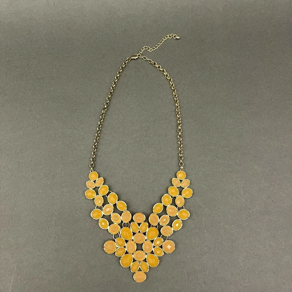 Unbranded gold tone